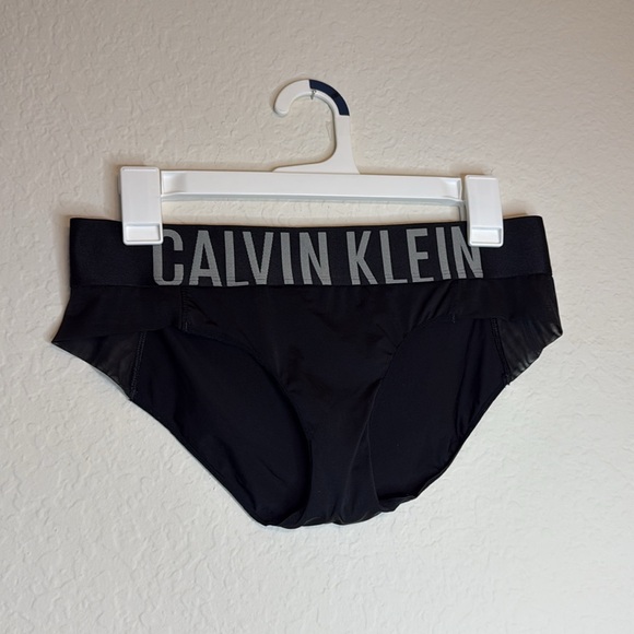 Calvin Klein Black Bikini Cut Briefs, Size Medium - Picture 4 of 10